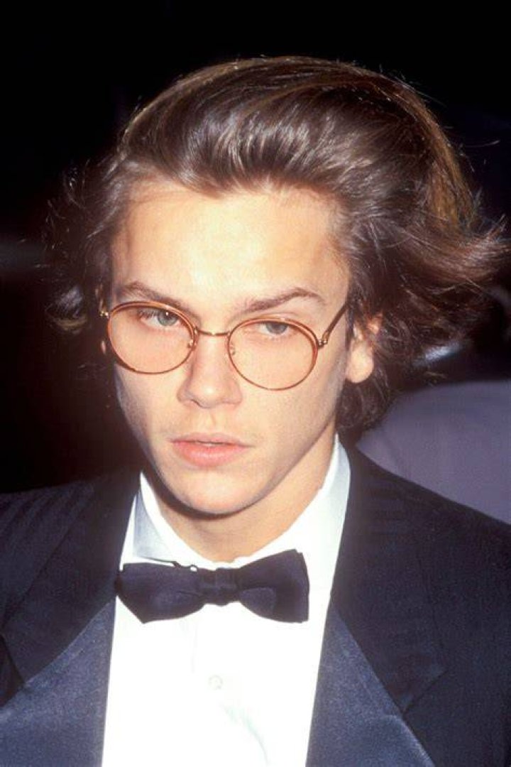River Phoenix Biography, Age, Height, Wife, Net Worth, Family