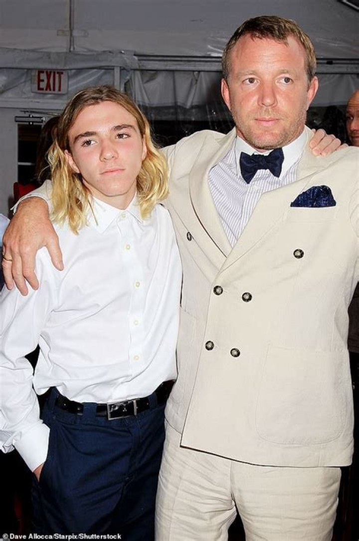 Rocco Ritchie Bio, Wikipedia, Age, Height, Girlfriend, Dad, Modelling, Parents, and Net Worth