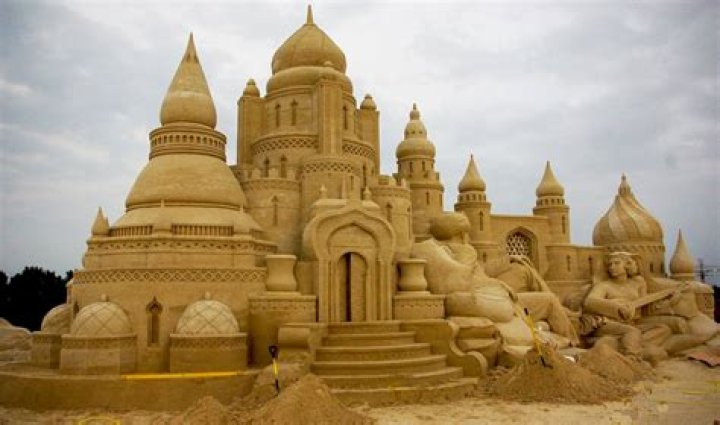 Sand Sculptors