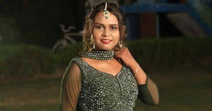 Shilpi Raj is one of the top 5 artist on music streaming platforms
