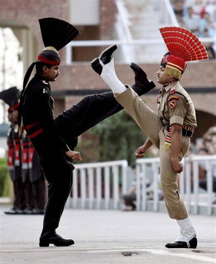 Silly Uniforms India Pakistan