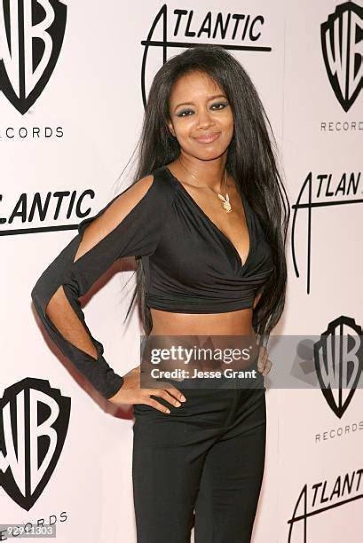 Stephanie Adams