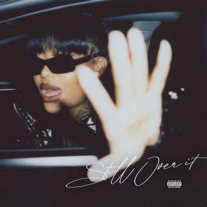 Summer Walker Reveals 2 Album Covers For 