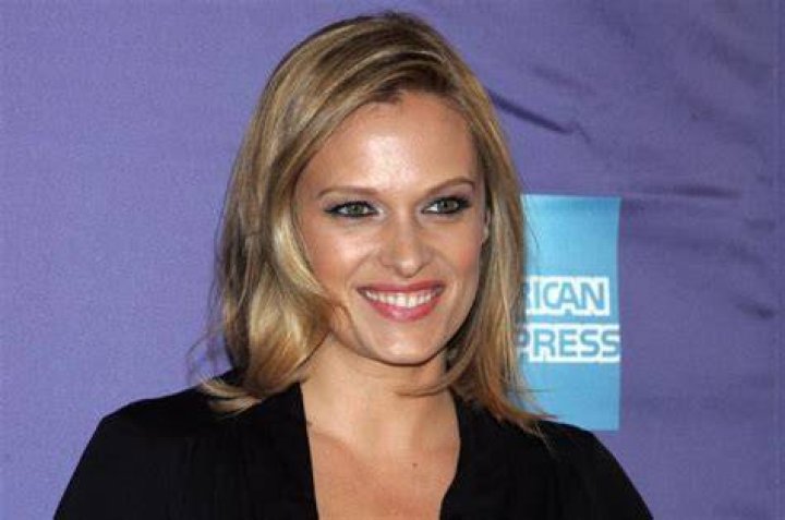 Vinessa Shaw Biography, Age, Height, Husband, Net Worth, Family