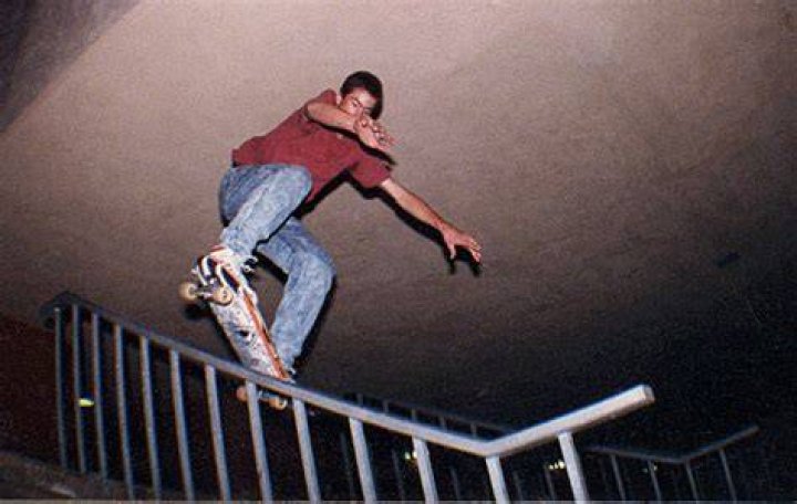 Was Jason Lee a pro skateboarder?