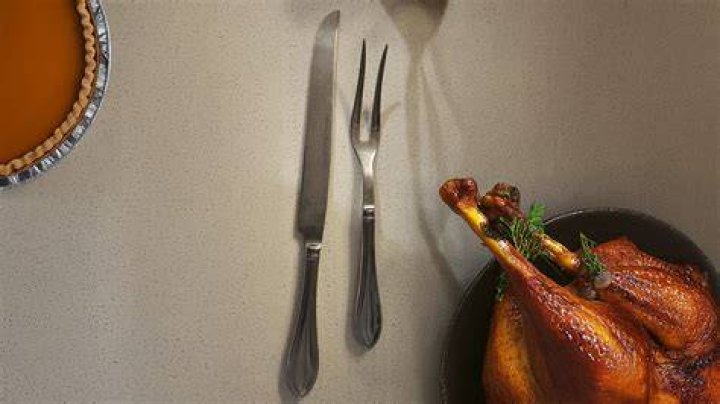 Weird Thanksgiving Photos Knife Fork