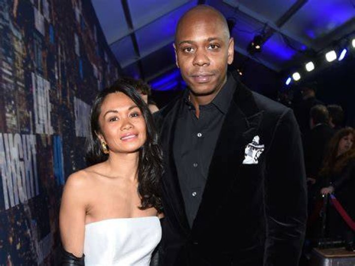 Where does Dave Chappelle wife?