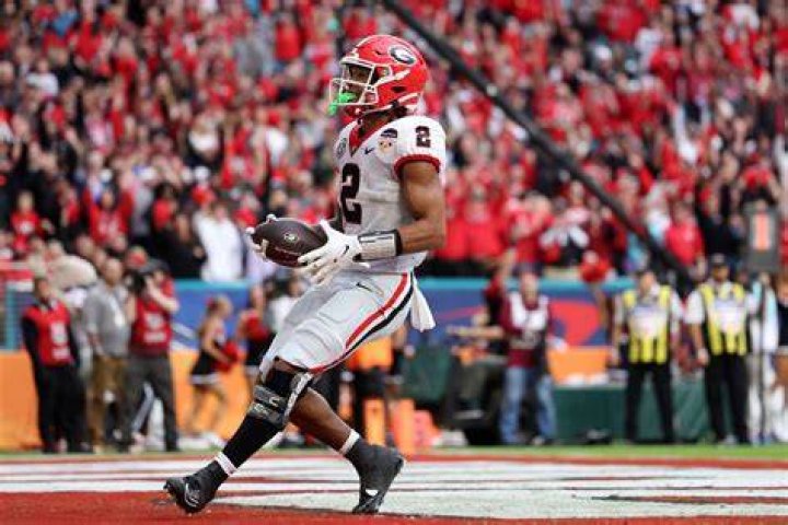 Who Is Footballer Kendall Milton? His Details Explored