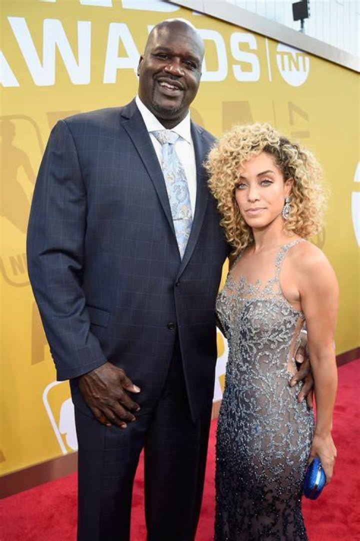 Who is Shaquille O’Neal engaged to?