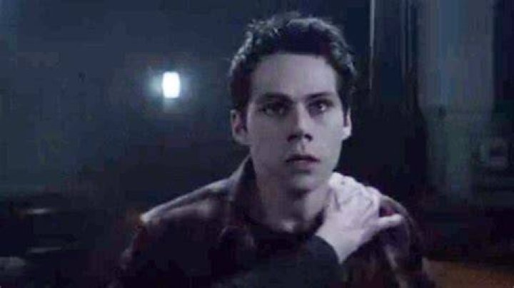 Why is Stiles mom alive in season 6?