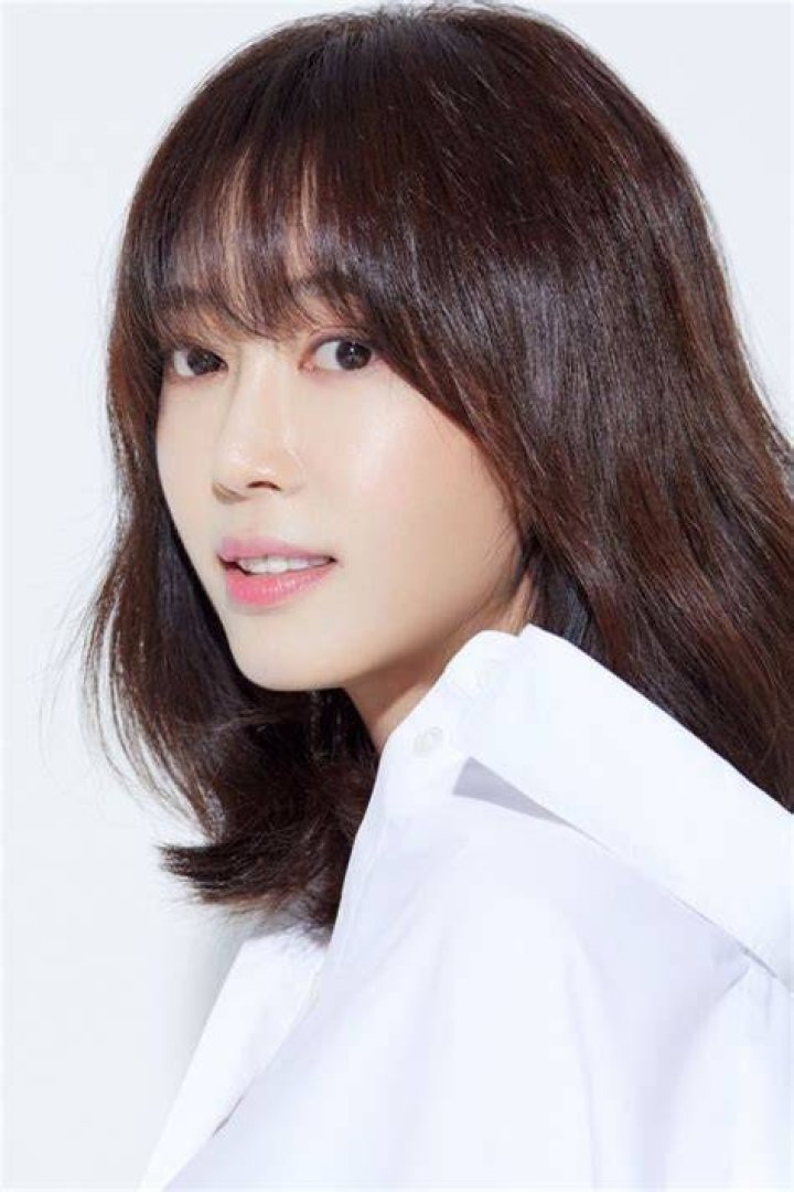 Ye Hak-Young biography
