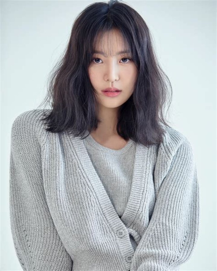Ye Hak-Young career