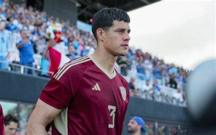 Yordan &Aacute;lvarez