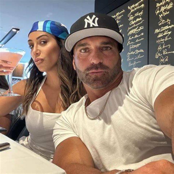 Äger Joe Gorga en restaurang?