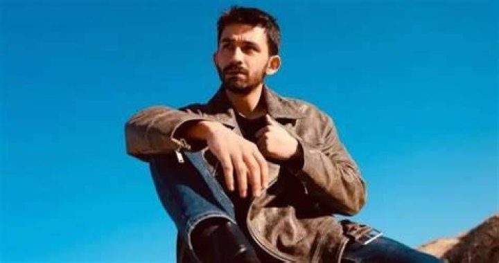 بازیگر جان BS چند سال دارد؟